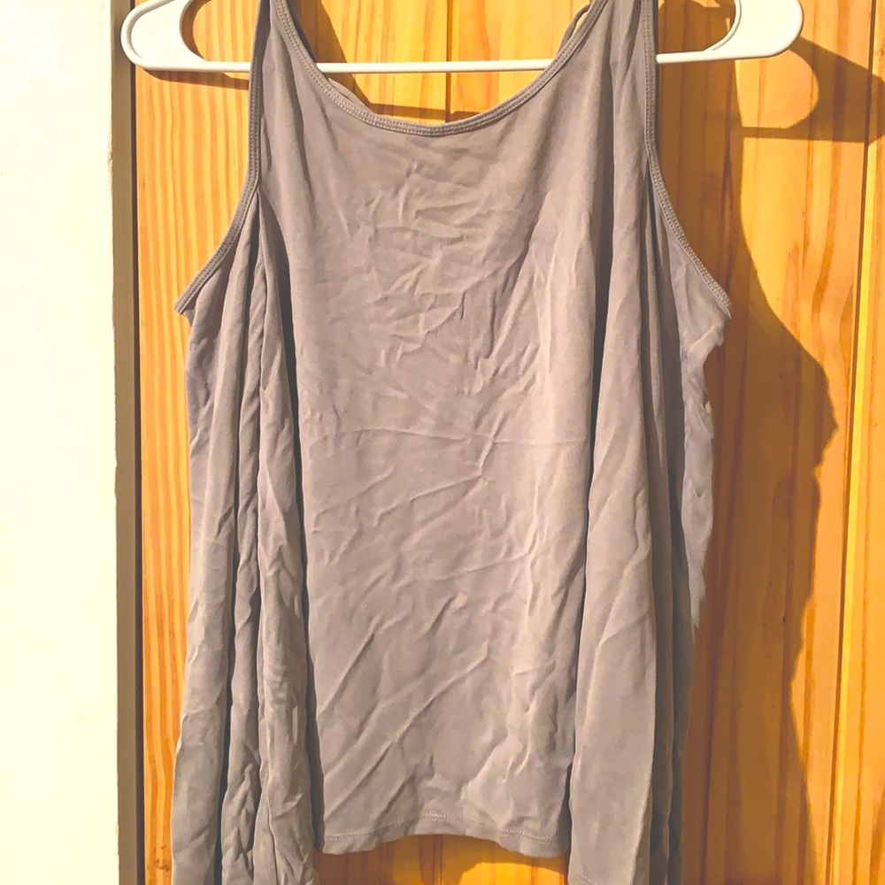 Off shoulder grey american eagle shirt